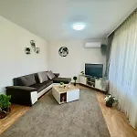 Cozy Seaside Getaway One Bedroom Moni In Apartment Sveti Vlas