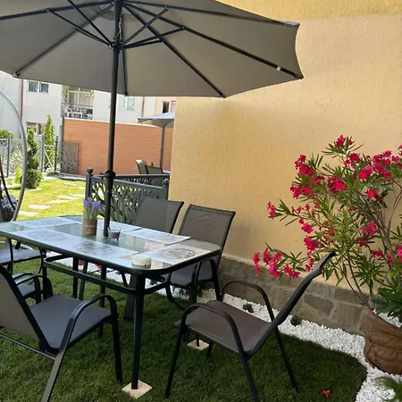 Cozy Seaside Getaway One Bedroom Moni In Sveti Vlas
